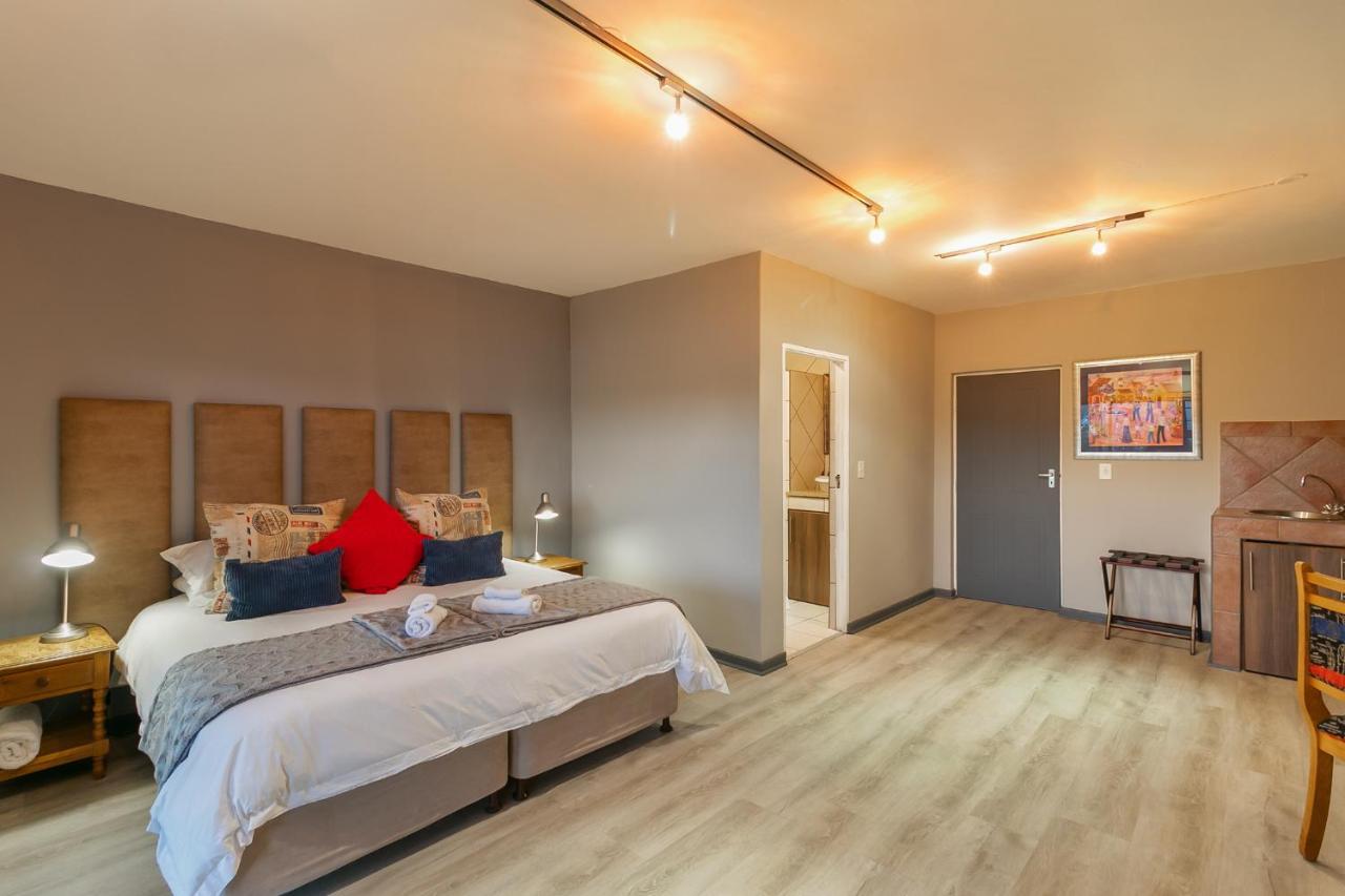 Overmeer Guest House Книсна Екстер'єр фото